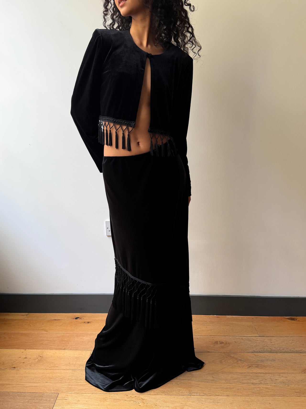 1990’s British vintage tasseled velvet maxi skirt suit set
