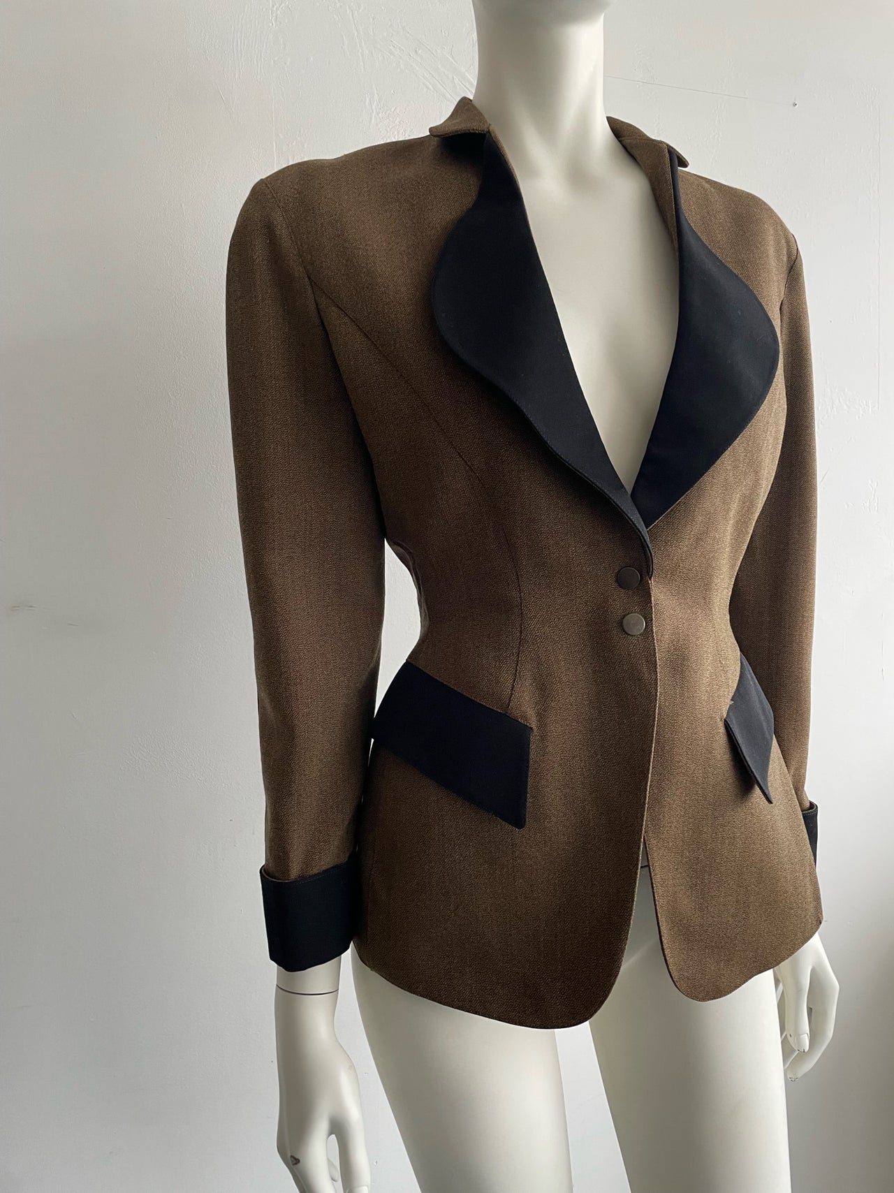Mugler Hourglass Shape Vintage Blazer