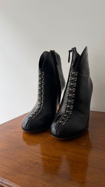 Azzedine Alaia Hook and Eye ankle boots Alaïa