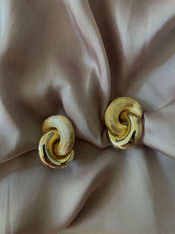 Dior 80’s Knot clip-on earrings