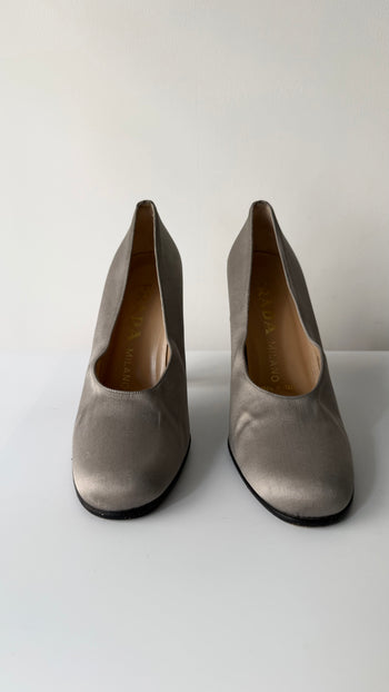 Prada A/W 1994 grey silk satin courts 38 IT