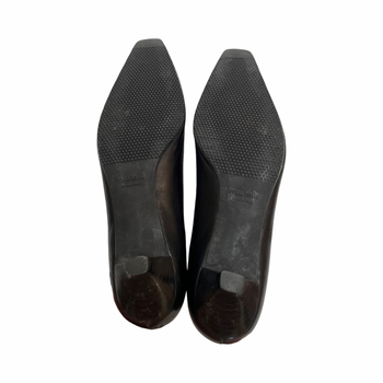 Miu Miu black leather kitten heel courts 37