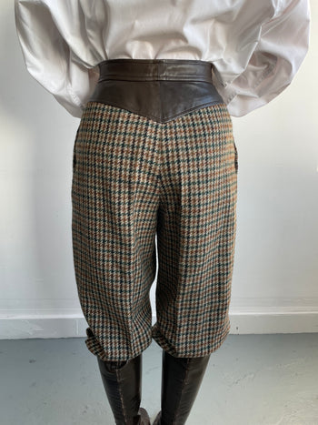 Yves Saint Laurent 70’s vintage wool houndstooth culottes leather belt detailed