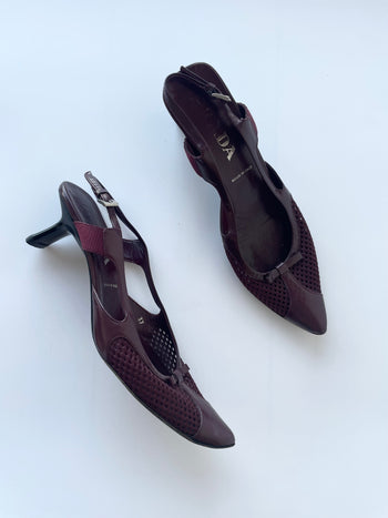 Prada SS2000 dark burgundy glossy leather and mesh slingback courts