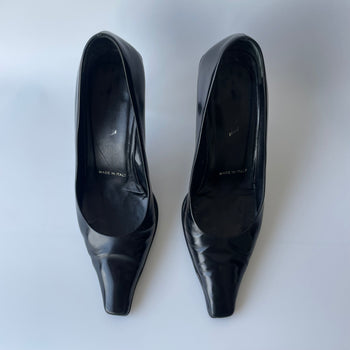 Prada Sporty-Chic 1990’s vintage Glossy Leather Courts 38