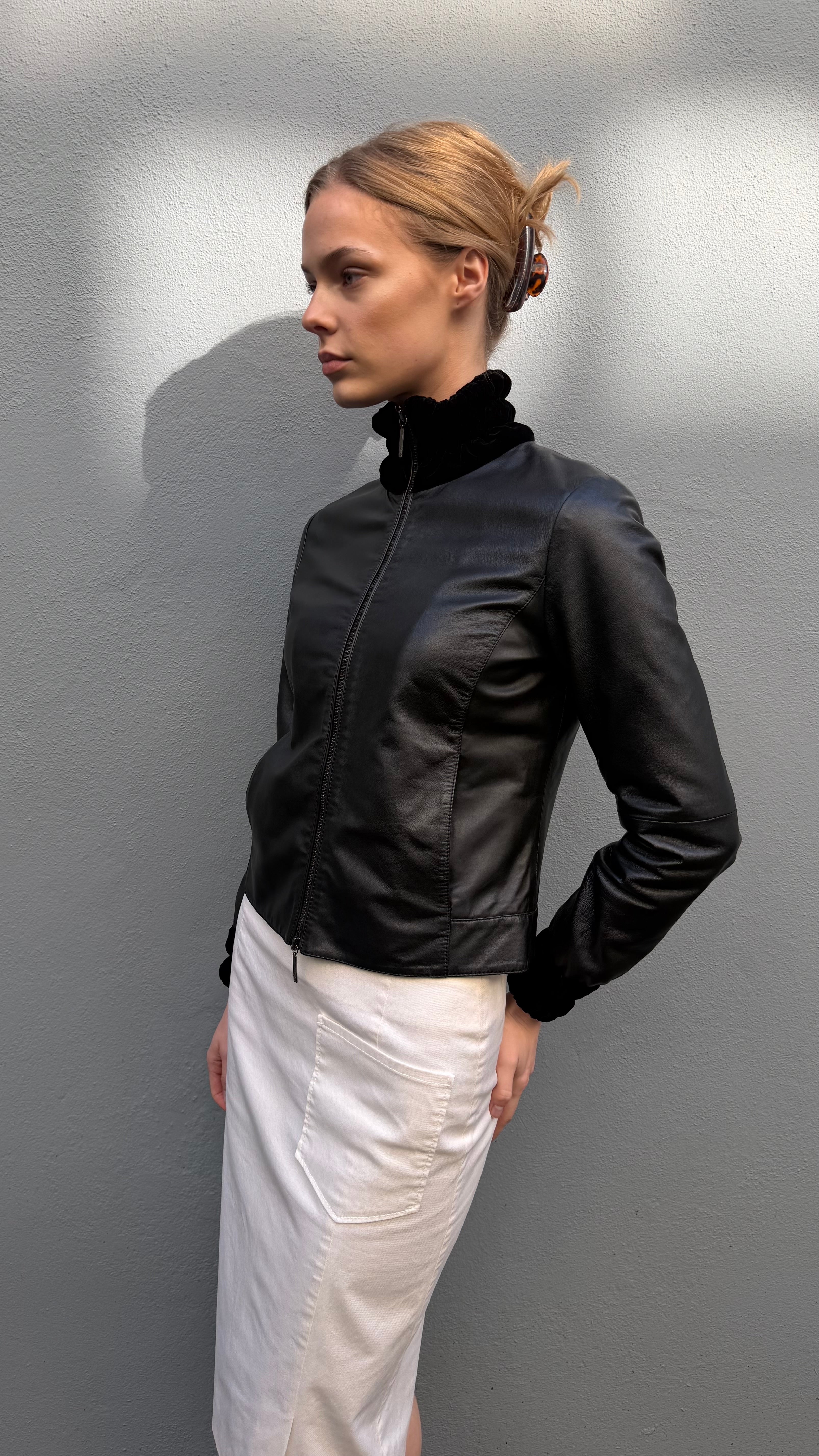 Armani Jeans slim-fit zipped leather jacket XS - Lanabu