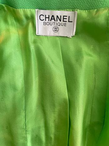 Chanel vintage bright green skirt suit 40 FR