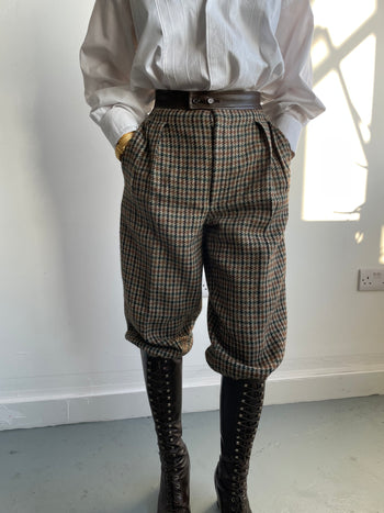 Yves Saint Laurent 70’s vintage wool houndstooth culottes leather belt detailed