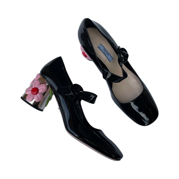 Prada Mary Jane has in black patent with flower apple block heel, size 39