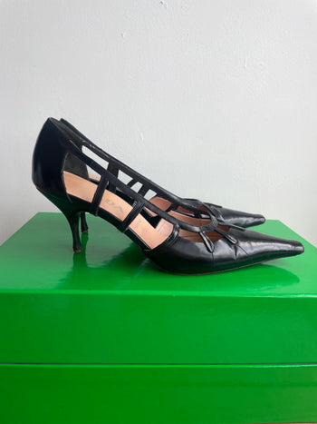 Prada bondage style glossy leather kitten heel vintage 1990’s courts 38.5