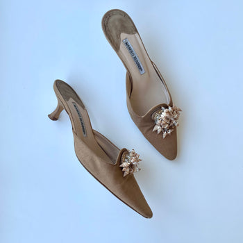 Manolo Blahnik canvas mules with shells 37.5
